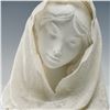 Image 4 : Lladro Porcelain Bust with Base, Small Bust with Veil 01011539