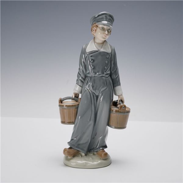 Lladro Porcelain Figurine, Boy with Pails 1004811