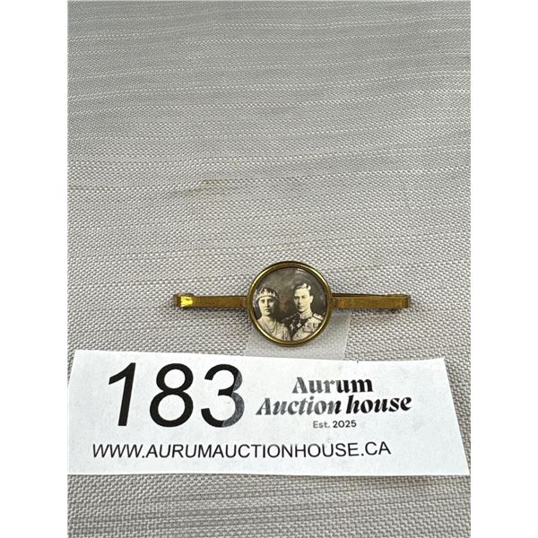 Nice 1930s Royalty Brooche (Photo Image)