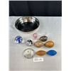 Image 1 : Tray of Vintage Stone and Glass Orbs, Eggs and Paperweights