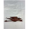 Image 5 : Vintage Hand Carved Wood Boot and Bird w/ Arrow