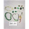 Image 1 : Miscellaneous Jade Bracelets, Pendants and Bits