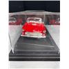 Image 4 : 1/18th Scale 1955 T-Bird in Museum Case
