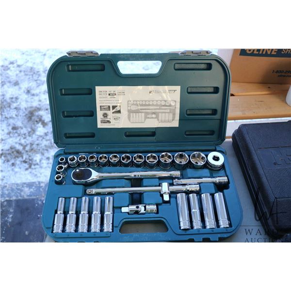 Signet  29 piece metric socket set in fitted case