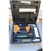 Image 1 : Bostitch SB-2IN1 18 gauge brad nailer and 7/32" crown stapler in fitted case
