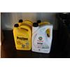 Image 1 : 4 jugs of automotive fluids including one 5L jug of Castrol GTX 10W-40 motor oil and three3.78L jugs