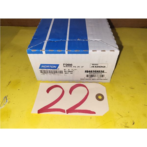 Box(25) of NORTON 5" x 7/8" Grinding Disc Gr.36