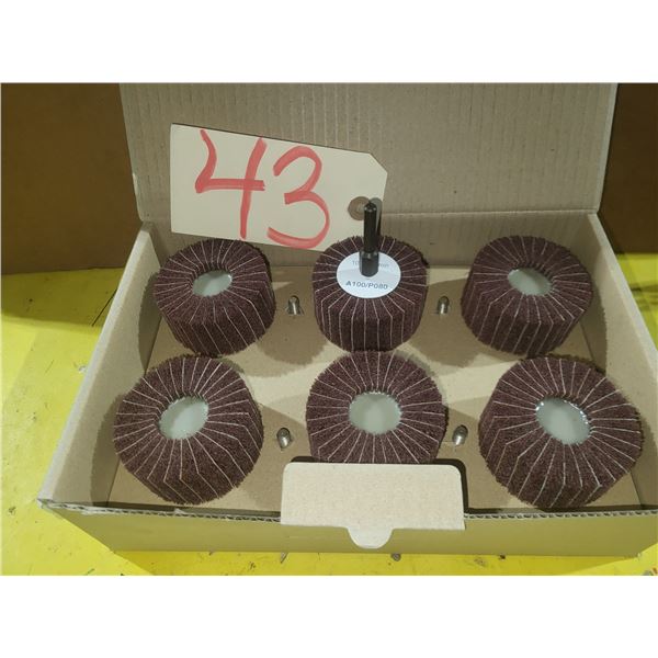 Box(10) of Dual-Blend Flap Wheel 2" x 2" x 1/4"-20 Gr. Medium with Mandrel