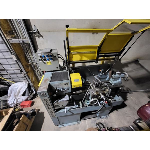 Standard Modern Lathe 13" x 25" with Digital Read Out (tested)