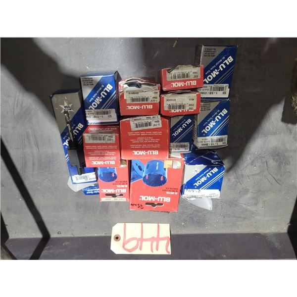 Lot of Hole Saw(12) and Mandrel