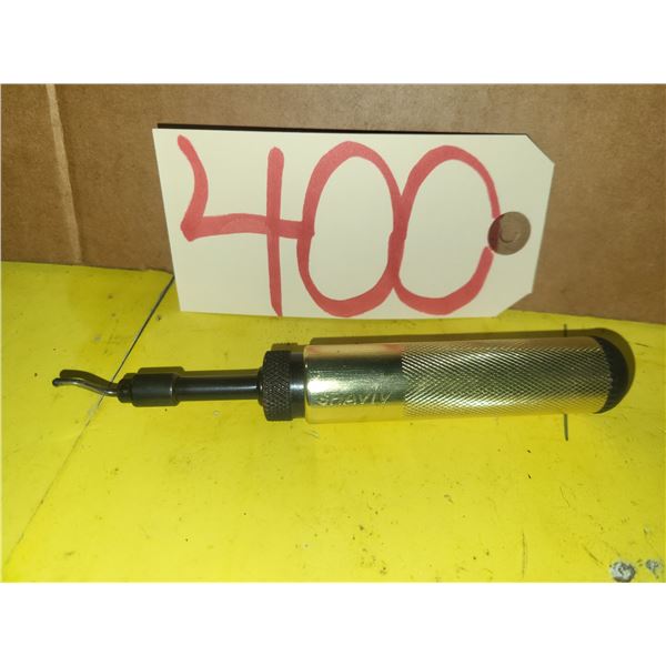 SHAVIV Deburing Tool with 1 extra blade