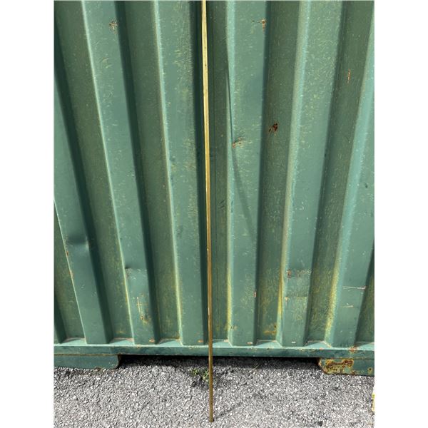 LAITON TUBE CARRÉE = ,5 X 68 X ,06 MUR