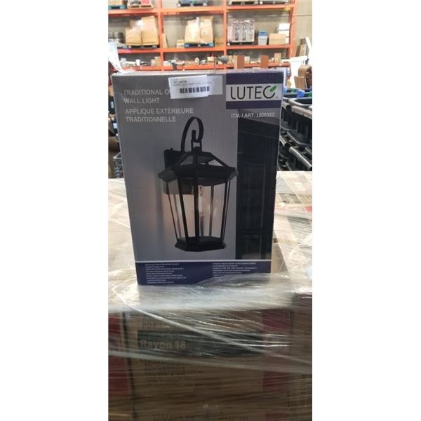 AS NEW LUTEC TRADITIONAL OUTDOOR WALL LIGHT