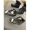 Image 2 : 2 NEW PAIRS MENS 3M SIZE 8 WINTER BOOTS