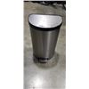 Image 1 : STAINLESS TRASH RECEPTACLE
