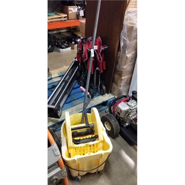 RUBBERMAID MOP BUCKET AND MOP