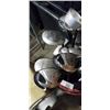 Image 3 : ASSORTED GOLF CLUBS IN BAG