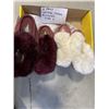 Image 1 : 2 PAIRS SIZE 6 MOCCASINS