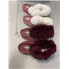 Image 3 : 2 PAIRS SIZE 6 MOCCASINS