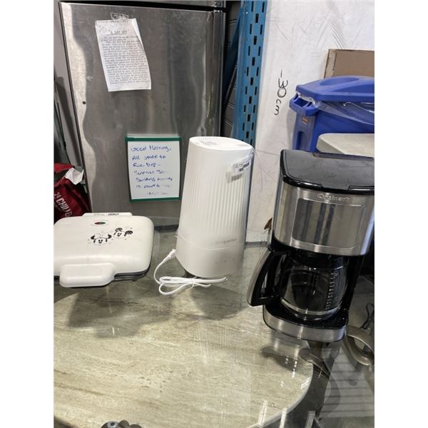 DISNEY DASH FOUR SPOT WAFFLE MAKER, PURE GUARDIAN PURIFIER AND CUISINART COFFEE MAKER