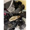 Image 3 : LARGE BAG OF NEW LADIES DESIGNER SHOES - VARIOUS SIZES