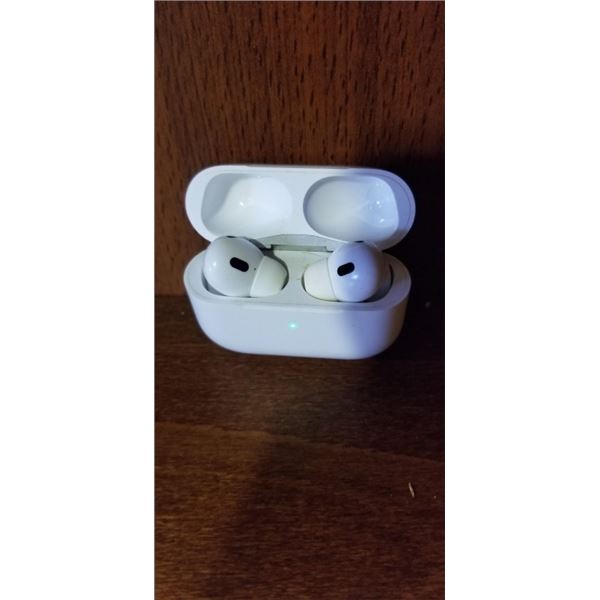 APPLE AIRPODS PRO (2ND GEN) W/ MAGSAFE CASE (USB-C) - TESTED WORKING, RETAIL $279