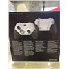 Image 2 : XBOX ELITE SERIES 2 CORE CONTROLLER WORKER
