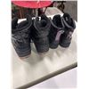 Image 3 : 2 NEW PAIRS LADIES 3M SIZE 6 WINTER BOOTS