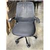 Image 3 : MESH BACK ROLLING OFFICE CHAIR