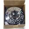 Image 2 : NEW 7 INCH CHROME RAIN SHOWER HEAD WITH FILTER CARTRIDGE