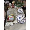 Image 1 : ASSORTED CHRISTMAS DECOR, PLATES AND SERVING ITEMS ETC