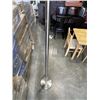 Image 3 : CHROME FLOOR LAMP