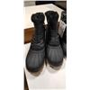 Image 2 : 2 NEW PAIRS LADIES 3M SIZE 7 WINTER BOOTS