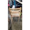 Image 5 : PINE DINETE TABLE WITH 4 CHAIRS