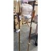 Image 2 : 2 ANTIQUE FLOOR LAMPS