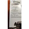 Image 2 : INSIGNIA 58 INCH LIGHT WEIGHT TRIPOD