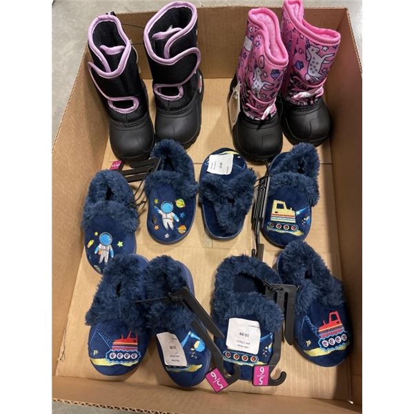 TRAY OF NEW INFANT WINTER BOOTS AND SLIPPERS - 2 SIZE 6 BOOTS, 4  5/6 SLIPPERS