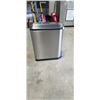Image 3 : SIMPLE HUMAN STEP GARABGE AND RECYCLING CAN