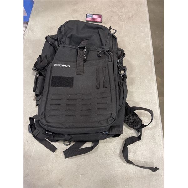 NEW BLACK FISHING / HUNTING BACKPACK, RETAIL $100