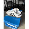 Image 3 : 2 NEW PAIRS OF SAMBA OG EL 1 SIZE 7.5K