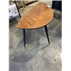 Image 2 : MODERN WOOD GRAIN LEAF SHAPE COFFEE TABLE