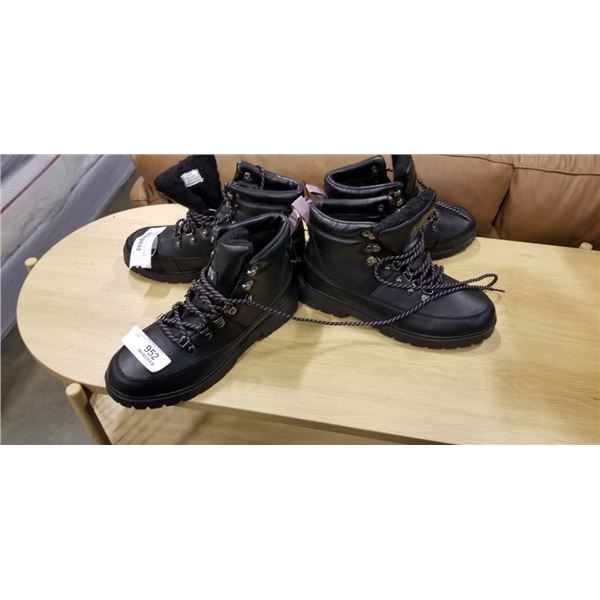 2 NEW PAIRS MENS  SIZE 9 WINTER BOOTS