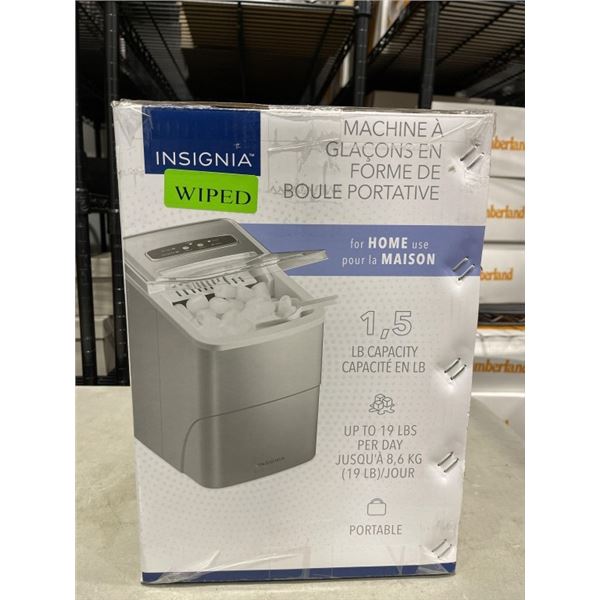 INSIGNIA 26LB PORTABLE ICE MAKER - TESTED WORKING, RETAIL $199