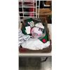 Image 3 : 2 TRAYS OF CHRISTMAS DECOR AND TOWELS