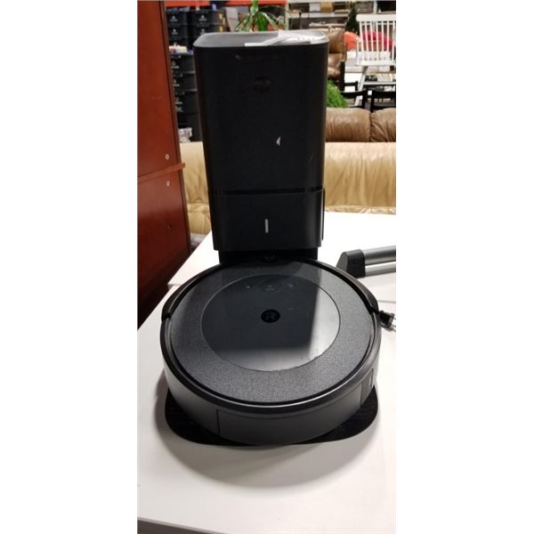IROBOT ROOMBA COMBO J7+ SELF EMPTYING ROBOT VACUUM AND MOP - TESTED WORKING, RETAIL $1299