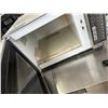 Image 2 : Amana RCS10MPA Commercial M/W Oven