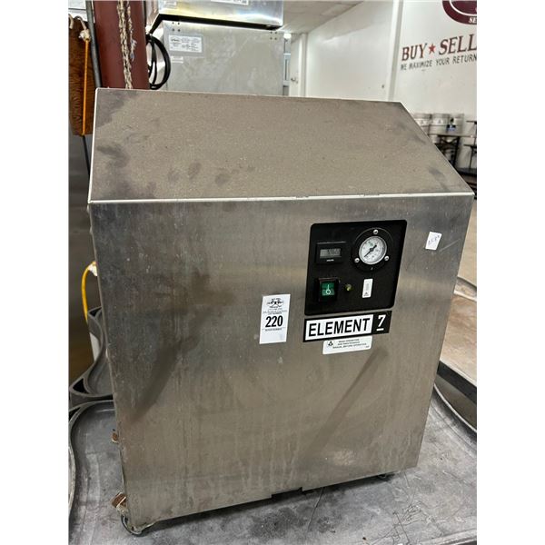 Element 7  4 Liter Nitrogen Generator