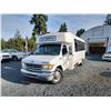 Image 1 : PARKSVILLE - 2002 FORD E450, WHITE, 437516 KMS, REAR WHEEL DRIVE. - DA08382