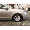 Image 25 : PARKSVILLE - 2014 VW PASSAT S, GREY, 134694 KMS, FRONT WHEEL DRIVE. - D096832
