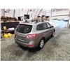 Image 16 : PARKSVILLE - 2011 HYUNDAI SANTA FE, GREY, 204491 KMS, FRONT WHEEL DRIVE. - D037929